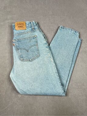 Levi's Men's Light Blue Slim Straight Jeans